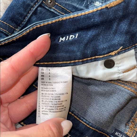 🩳 American Eagle Women’s Super Stretch Distressed Denim Cutoff Shorts – Size 4 - Picture 7 of 7